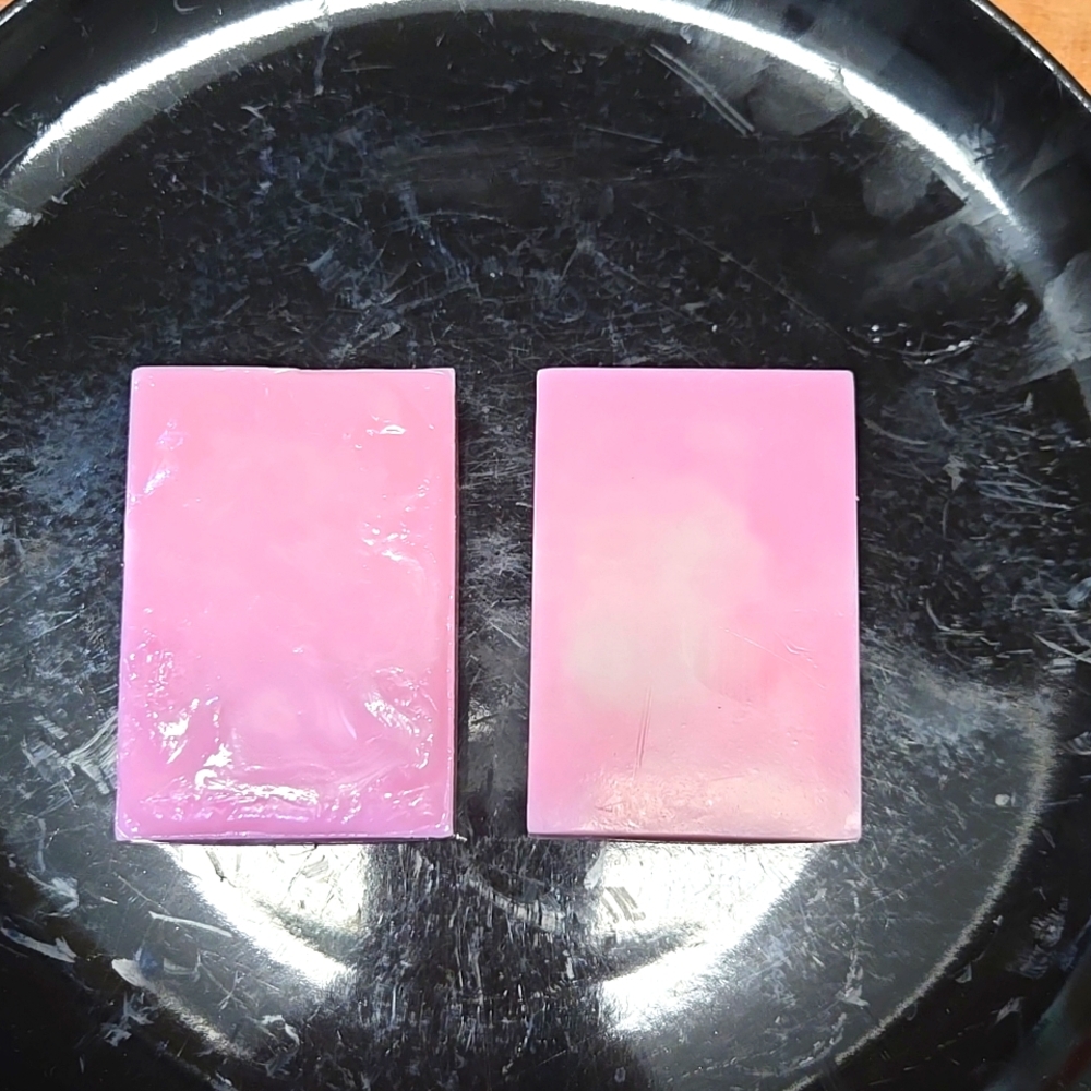LAST 1❤️!Hand Crafted Cherry Vanilla Shea Butter Soap 4oz Bar - Picture 3 of 9